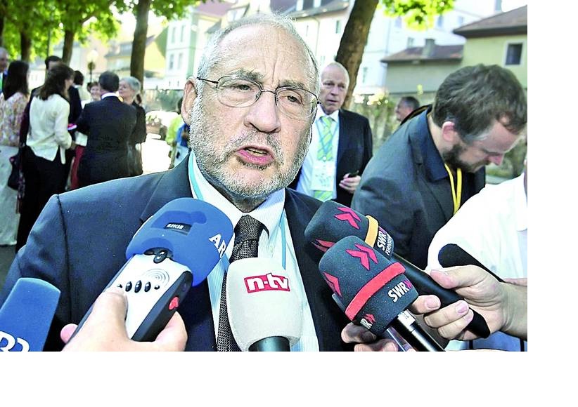 LA SOLUCIN ARGENTINA PARA LA CRISIS: DECLARACION DEL PREMIO NOBEL DE ECONOMIA